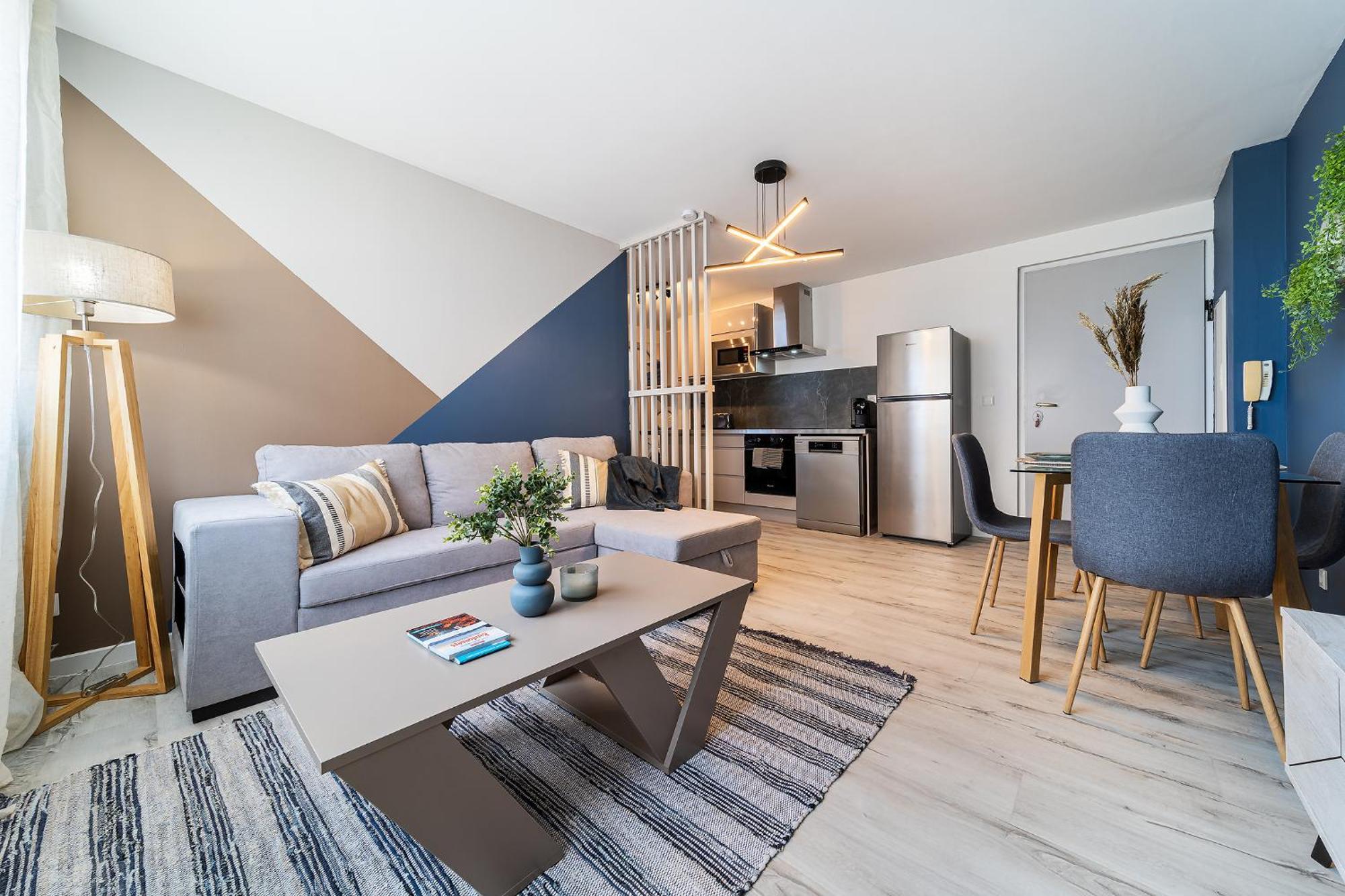 Entree Autonome-Ste Clotilde-Parking Saint-Denis Exterior foto